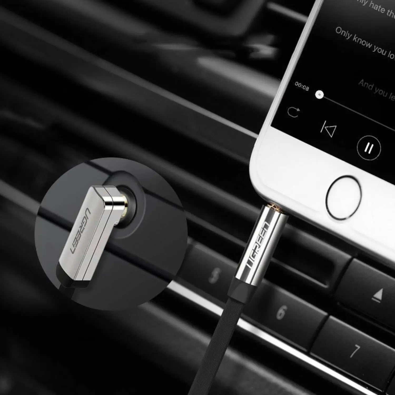 UGREEN AV119 Right-angled 3.5mm Flat Aux Cable 2m - Black/Silver
